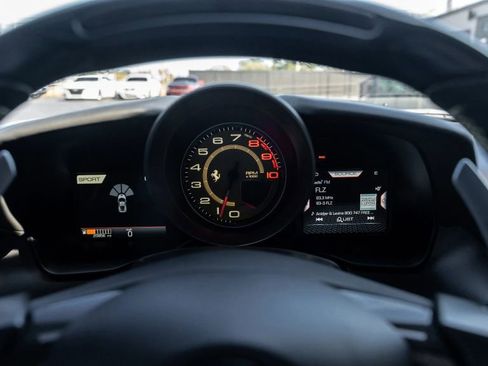 Used 2020 Ferrari F8 Tributo image 13