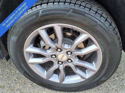 Used 2023 GMC Terrain SLT AWD/4WD image 10