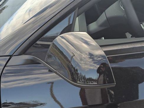 Used 2025 Tesla Model 3 Long Range image 13