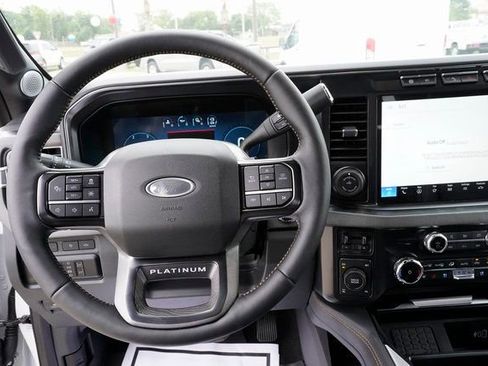 New 2024 Ford F250 Platinum image 22