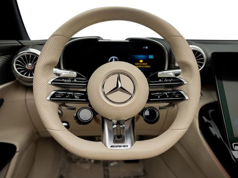 Used 2022 Mercedes-Benz SL 55 AMG 4MATIC image 4