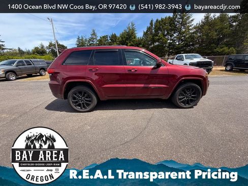 Used 2021 Jeep Grand Cherokee Laredo X AWD/4WD image 7