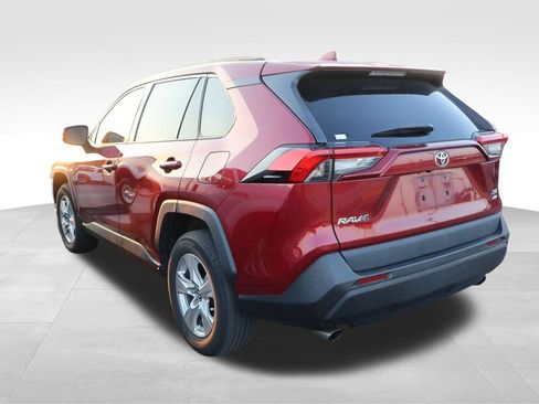 Used 2021 Toyota RAV4 XLE w/ Convenience Package AWD/4WD image 22