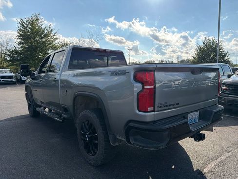 Used 2025 Chevrolet Silverado 2500 LTZ w/ LTZ Plus Package AWD/4WD image 4