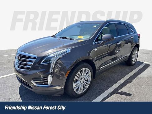 Used 2018 Cadillac XT5 Premium Luxury FWD image 1