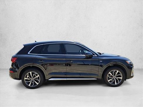 Used 2023 Audi Q5 2.0T Premium Plus w/ Premium Plus Package AWD/4WD image 4
