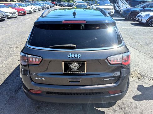 Used 2017 Jeep Compass Limited image 10