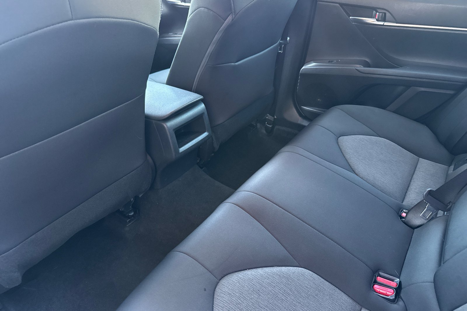 Certified 2022 Toyota Camry LE FWD image 15