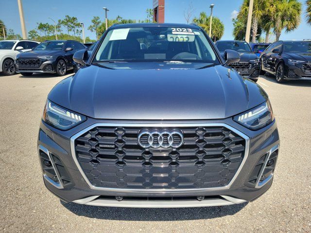 Certified 2023 Audi Q5 2.0T Prestige AWD/4WD image 3