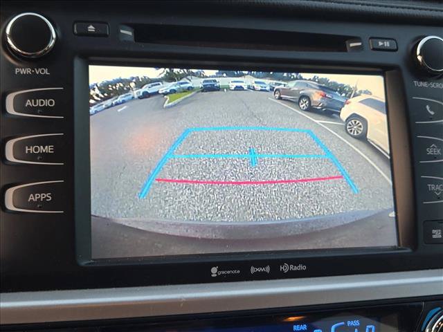 Used 2016 Toyota Highlander XLE FWD image 7