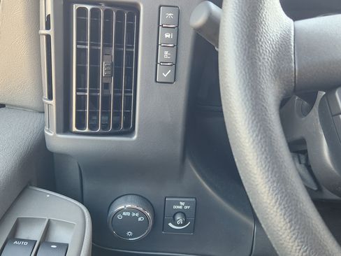 New 2025 Chevrolet Express 3500 w/ Power Convenience Package image 23