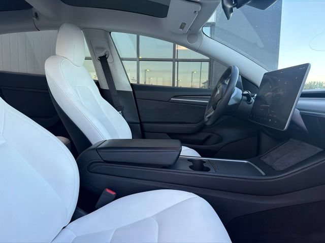 Used 2022 Tesla Model 3 Performance AWD/4WD image 10