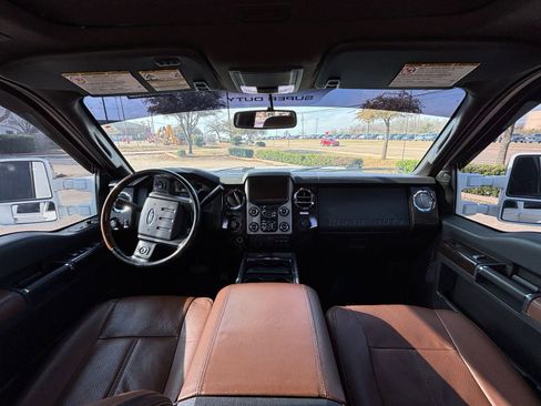 Used 2016 Ford F250 Platinum w/ FX4 Off-Road Package image 20