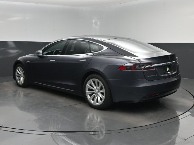 Used 2019 Tesla Model S 100D AWD/4WD image 4