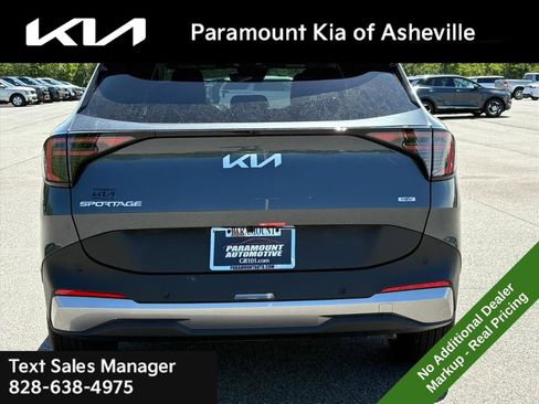 New 2026 Kia Sportage LX FWD image 5