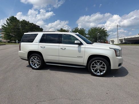Used 2015 GMC Yukon SLT w/ Open Road Package AWD/4WD image 9