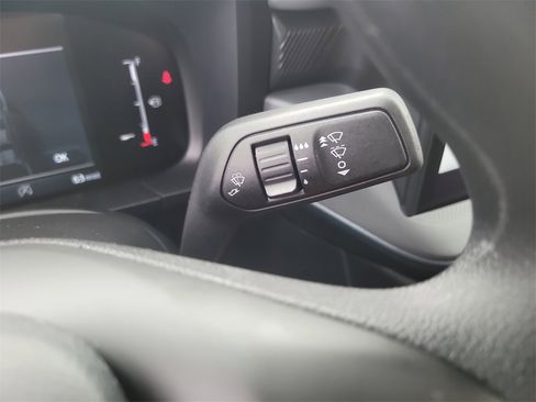 New 2026 Ford Maverick XL image 28