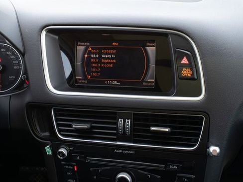 Used 2016 Audi Q5 2.0T Premium Plus w/ Premium Plus Package image 30