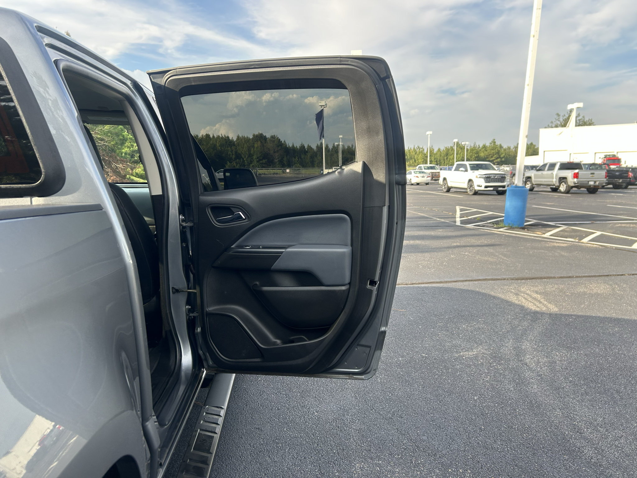Used 2021 Chevrolet Colorado Z71 AWD/4WD image 20