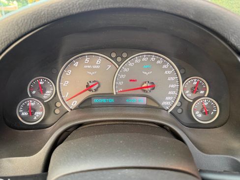 Used 2006 Chevrolet Corvette Convertible image 19