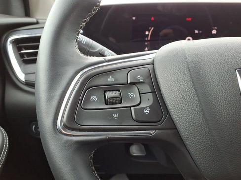 Certified 2025 Buick Encore GX Avenir w/ Avenir Convenience Package AWD/4WD image 14