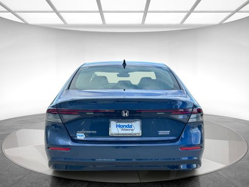 New 2025 Honda Accord Touring image 4