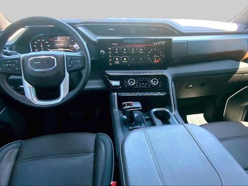 Used 2024 GMC Sierra 1500 Denali w/ Technology Package AWD/4WD image 16