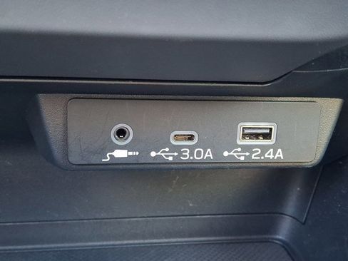 Used 2024 Subaru Crosstrek 2.0i Premium w/ Popular Package #3 image 24