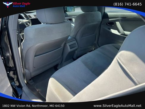 Used 2011 Toyota Camry FWD image 7