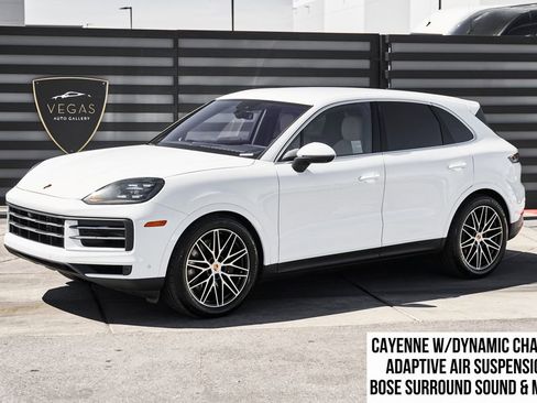 Used 2025 Porsche Cayenne AWD/4WD image 1