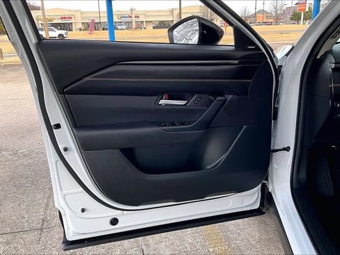 Used 2025 MAZDA CX-50 AWD 2.5 S w/ Weather Package image 22