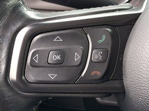 Used 2021 Jeep Gladiator Willys image 25