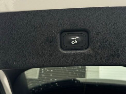 Certified 2023 Lincoln Nautilus Reserve image 12