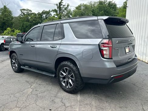 Used 2022 Chevrolet Tahoe Z71 w/ Luxury Package AWD/4WD image 8