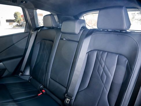 Used 2026 BMW X3 xDrive30 w/ Premium Package image 21