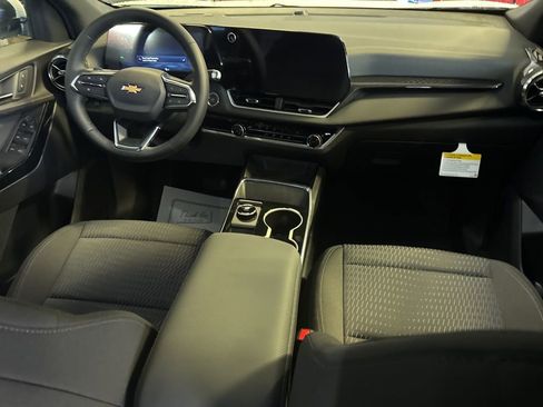 New 2026 Chevrolet Equinox LT image 11