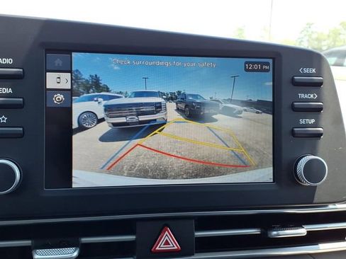 New 2026 Hyundai Elantra SE FWD image 30