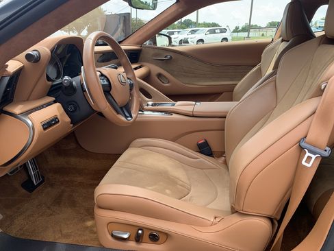 Used 2021 Lexus LC 500 Coupe w/ Performance Package RWD image 16