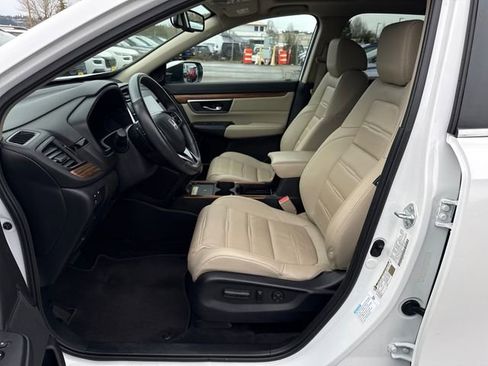 Used 2022 Honda CR-V Touring image 16