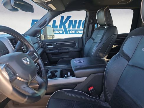 Used 2024 RAM 3500 Laramie w/ Night Edition image 9