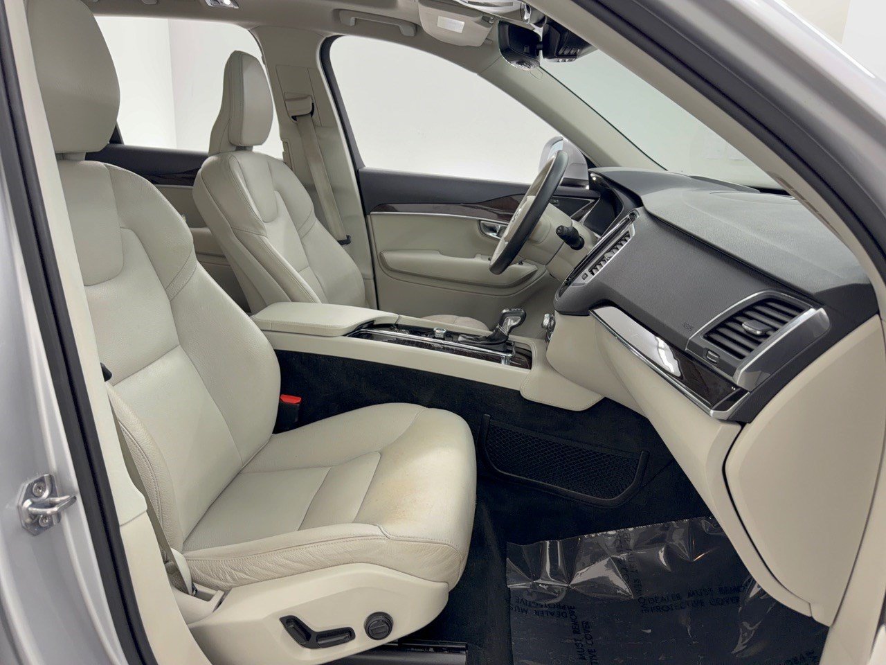 Used 2019 Volvo XC90 T6 Momentum w/ Advanced Package AWD/4WD image 29