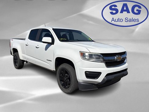 Used 2016 Chevrolet Colorado LT image 2