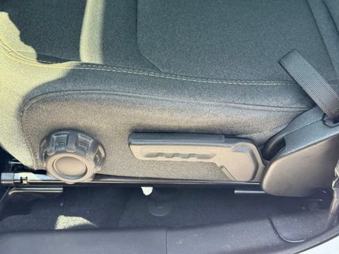 Certified 2025 Jeep Wrangler Unlimited Sport AWD/4WD image 9