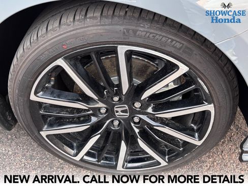 Used 2024 Honda Accord Touring image 8