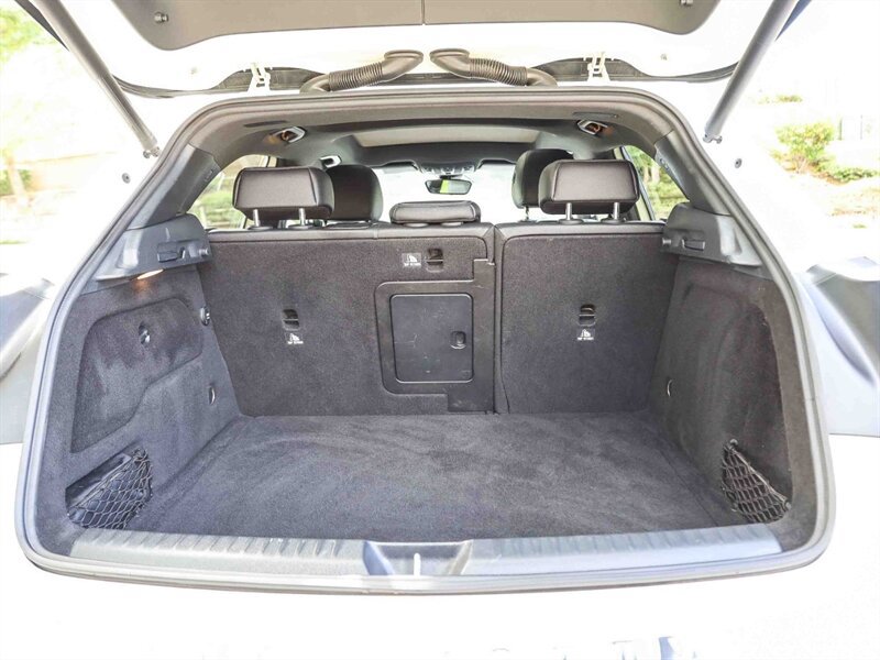 Used 2016 Mercedes-Benz GLA 250 4MATIC image 35