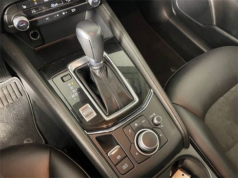 Used 2019 MAZDA CX-5 Touring image 9