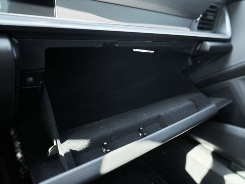 Used 2024 Porsche 911 Turbo image 67