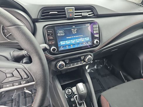 Used 2025 Nissan Versa SR w/ Trunk Package image 20