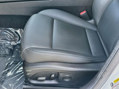 Used 2023 Cadillac CT4 Luxury w/ Sun And Sound Package RWD image 18