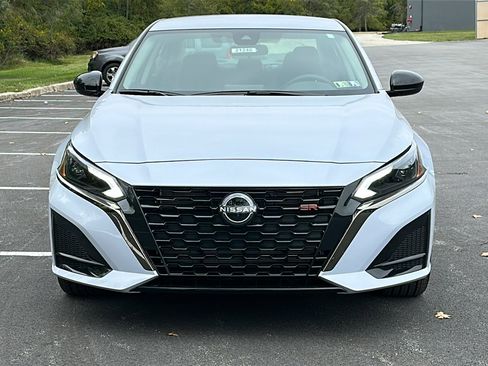 New 2025 Nissan Altima 2.5 SR image 4